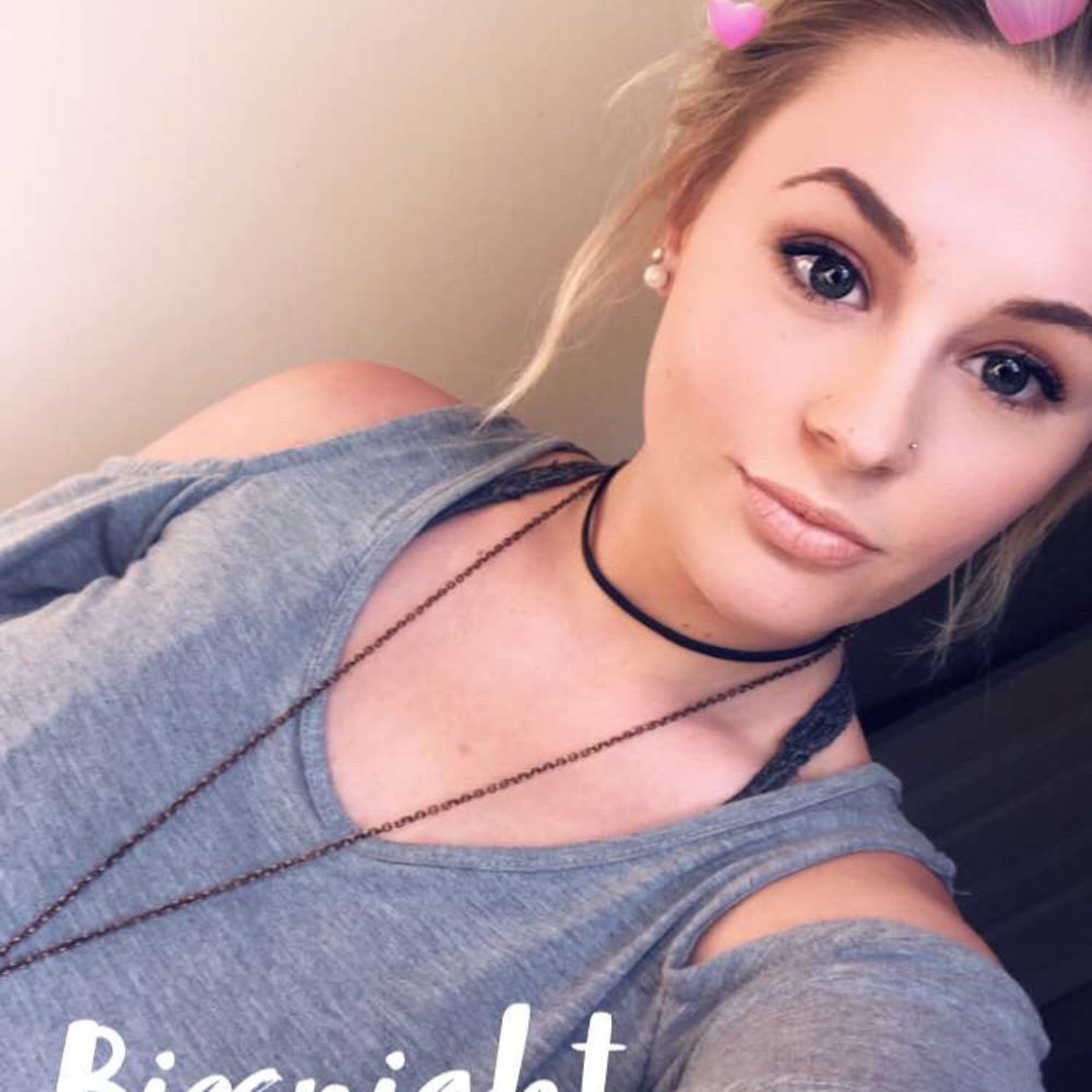 Meet your Posher, Madelynne